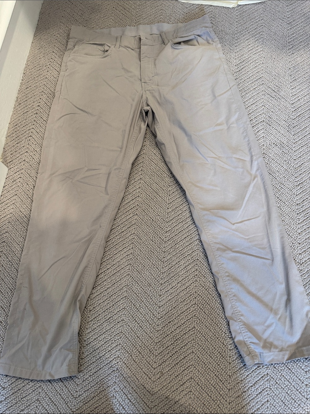 Faherty Gray Reserve Movement Pant